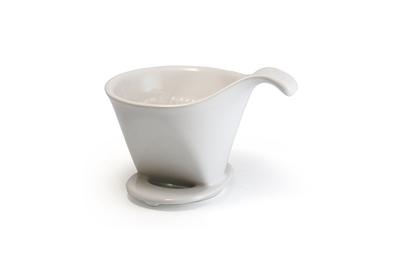 If You Want A Dripper With Widely Available Filters Or Youre Shopping For Someone New To Pour Over We Recommend The Bee House Ceramic Coffee If You Want A Dripper With Widely Available Filters Or Youre Shopping For Someone New To Pour Over We Recommend The Bee House Ceramic Coffee